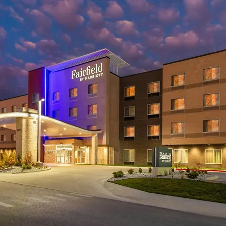 Fairfield By Marriott Inn & Suites Kansas City At The Legends